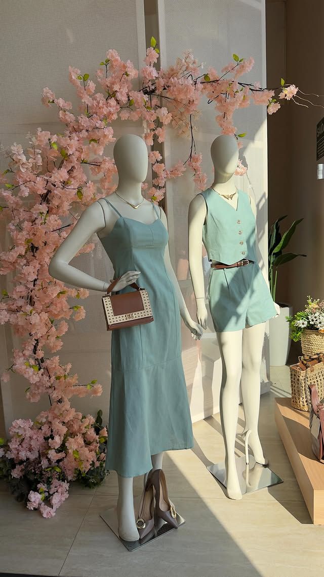 Look 2